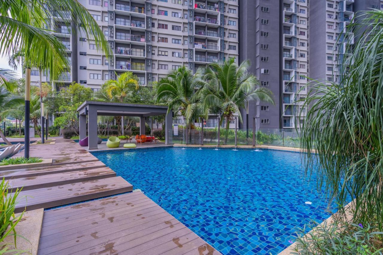 Apartment Peaceful 3-bedroom With Pool 5 Pax - Wangsa Maju Kuala Lumpur