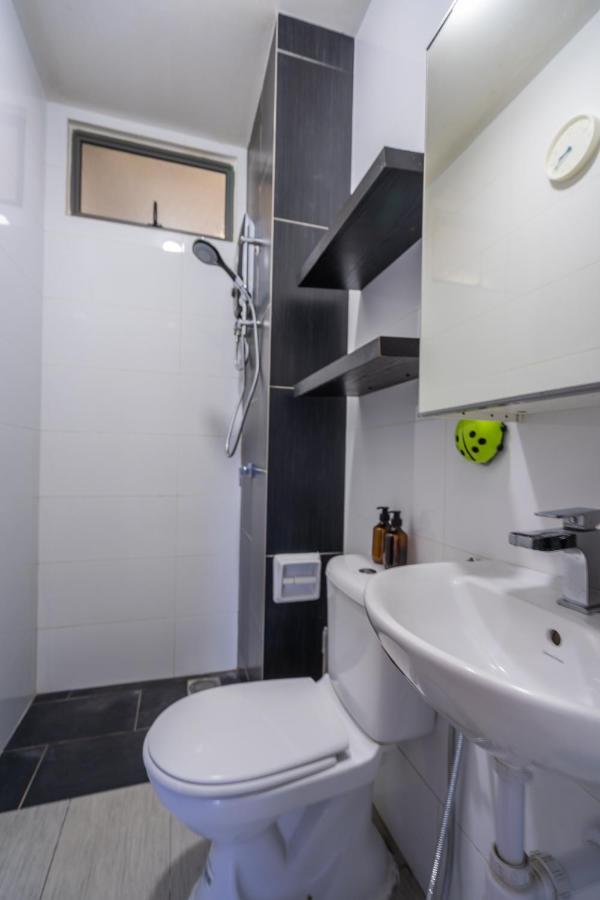Apartment Peaceful 3-bedroom With Pool 5 Pax - Wangsa Maju